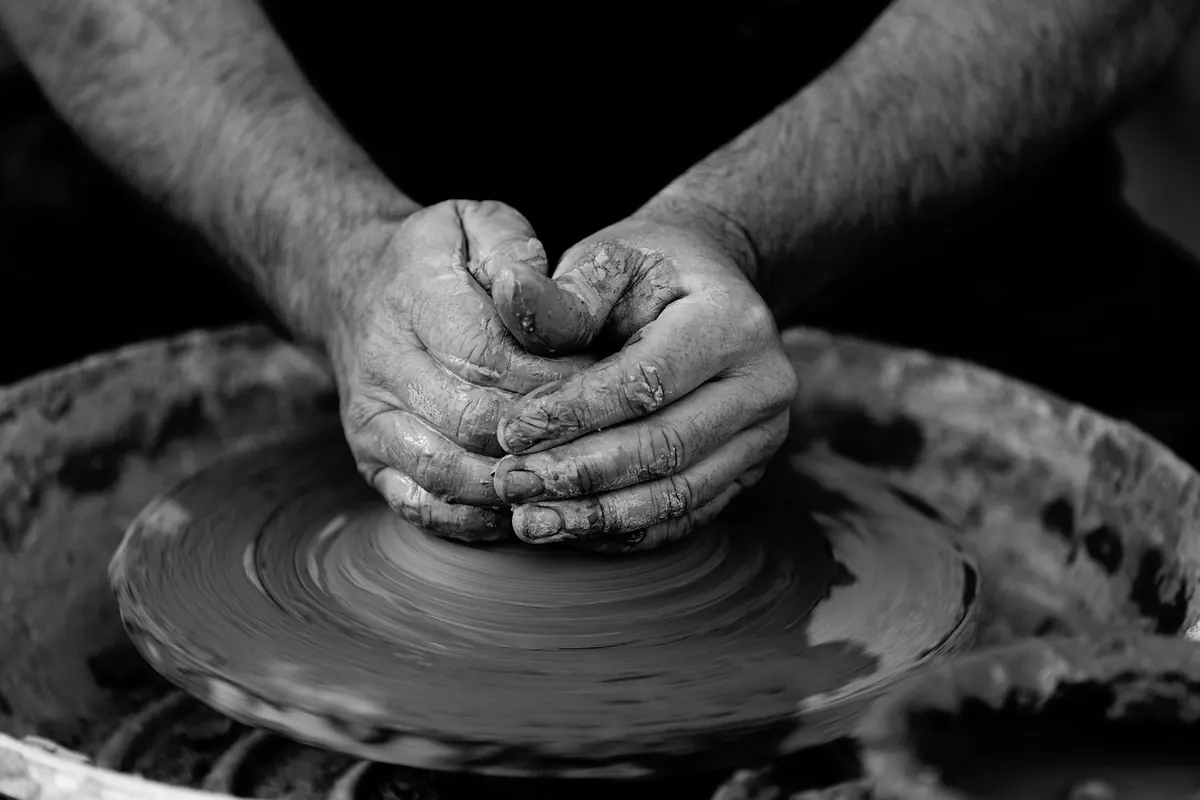 Clay Dust Safety Checklist for Small Studios